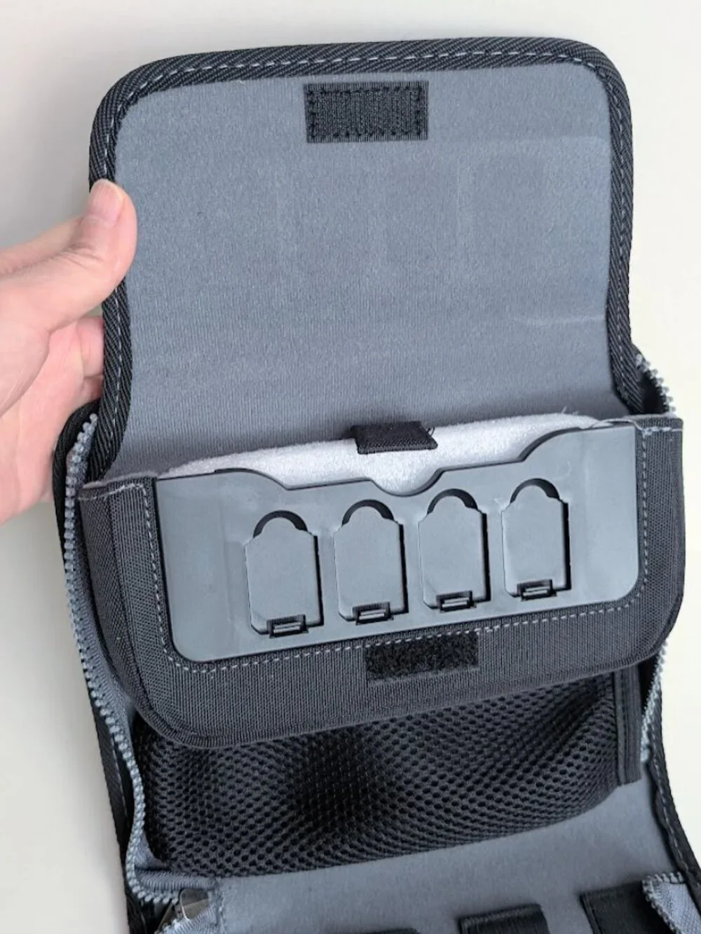 Sony PlayStation PS VITA OEM Fold & Go Folio Carrying Case Cartridge Storage